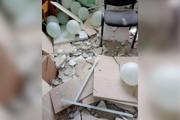 В усть-лабинском детском саду потолок обвалился на головы сотрудников