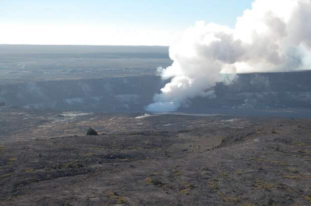 Вулкан Килауеа - самый активный, извергается уже больше 30 лет ! америка, вулканы, гавайи, пейзажи, природа, путешествия