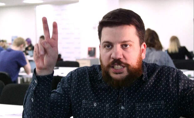 Жаба и гадюки: Видного навальниста могут экстрадировать из Литвы на Украину