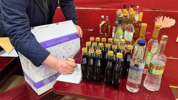 Канавинском районе Нижнего Новгорода изъяли более 100 единиц алкоголя