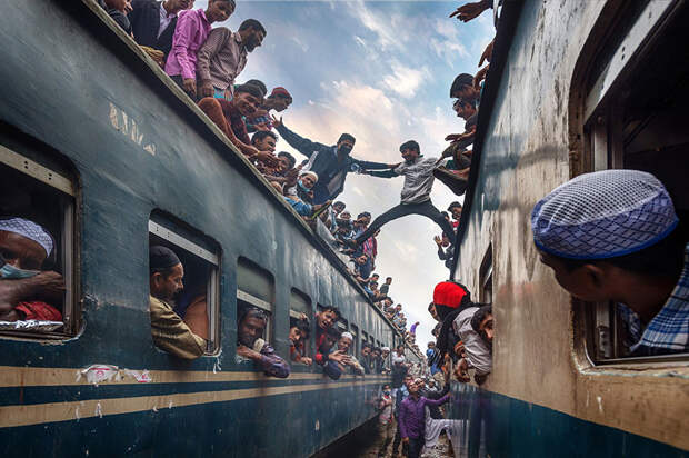Снимок в переполненном поезде, Бангладеш