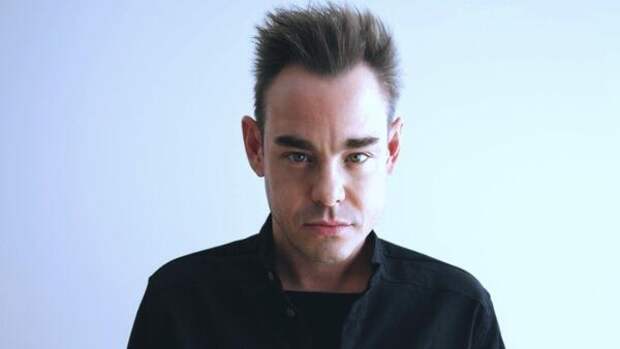 Сергей Чирков стал ведущим шоу, где участникам предлагают рискнуть жизнью