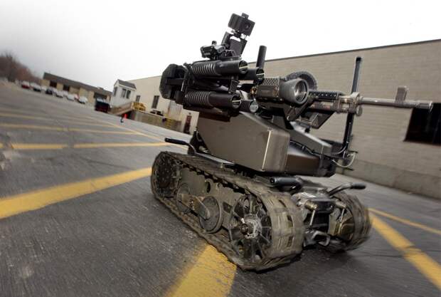 Один из американских военных роботов