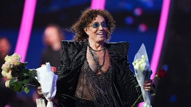 Леонтьев спел специально для Собчак