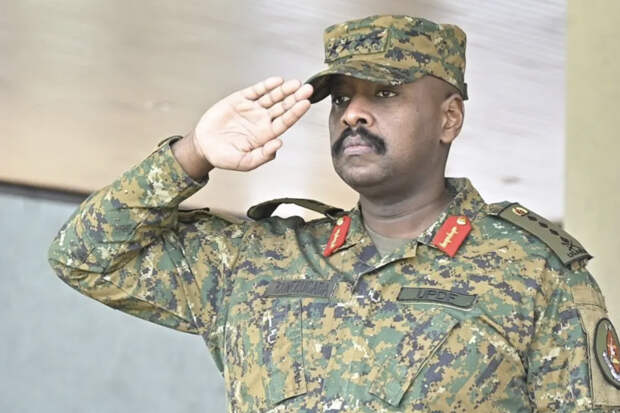 Командующий армии Уганды потребовал от Турции 1 млрд долларов и самую красивую женщину