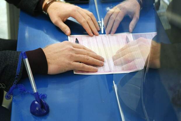 В ГД предложили разрешить привязывать полис ОСАГО не к автомобилю, а к водителю