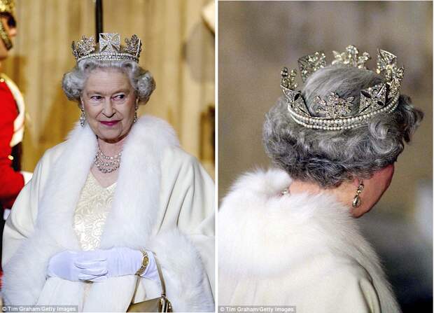 Елизавета II в бриллиантовой диадеме Георга IV, 2002. (c) Tim Graham / Getty Images / https://www.dailymail.co.uk/