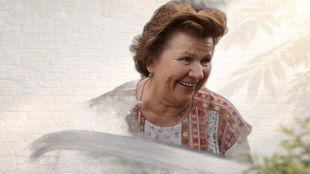 «Я знаю, Миши нет»: Нина Сазонова — как сын-тиран довёл 85-летнюю «народную маму» до трагедии и ушёл сам
