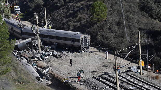 В Испании назвали вероятную причину железнодорожной катастрофы в Кордобе
