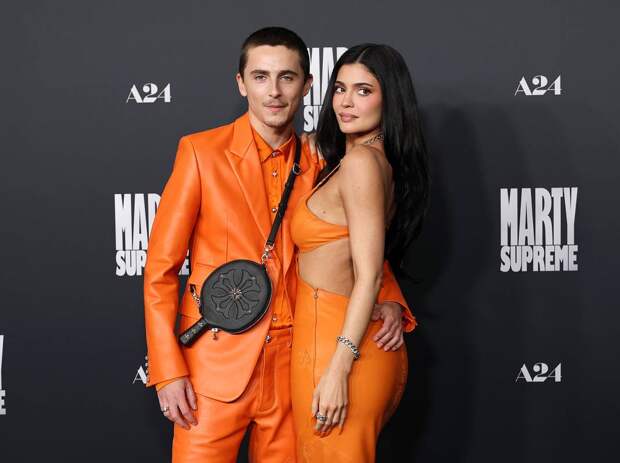 Тимоти Шаламе смутился от вопроса о свадьбе с Кайли Дженнер