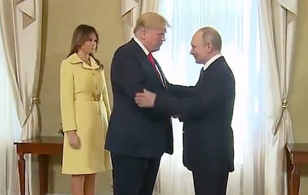 Пользователи соцсетей разглядели в глазах Меланьи Трамп ужас после рукопожатия с Путиным