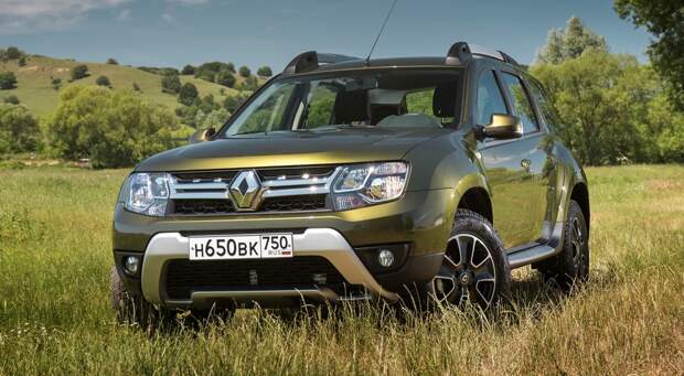 На фото: стандартный Renault Duster