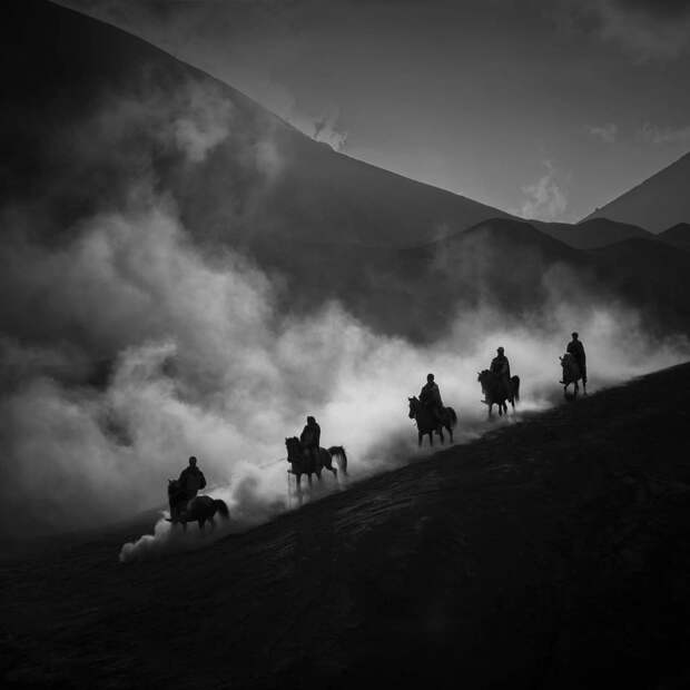 Впечатляющие черно-белые снимки от Дэниела Чонгари