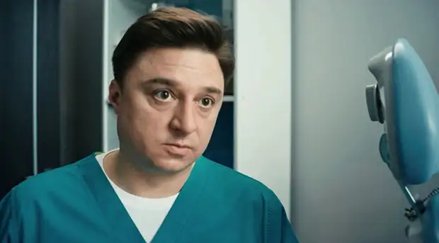 «Кино должно сниматься на площадке»: актёр Максим Лагашкин о работе онлайн, режиссёрах-пастухах и игре на барабанах