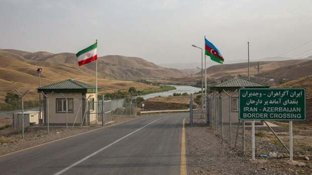 РИА Новости: Азербайджан выдал около 500 разрешений россиянам на выезд из Ирана
