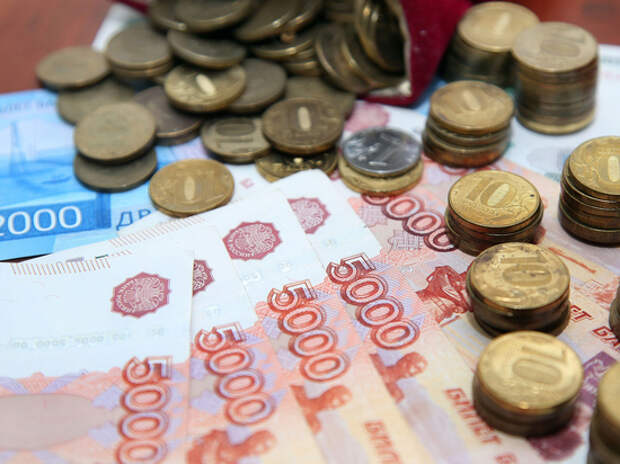 Весенняя ценовая аномалия: инфляция снижается, а ее ожидания растут