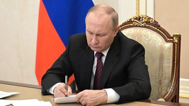 Путин назначил Леонида Горнина первым заместителем министра обороны России