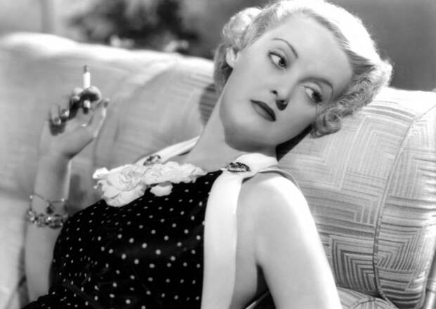 210-bette-davis-theredlist.jpeg