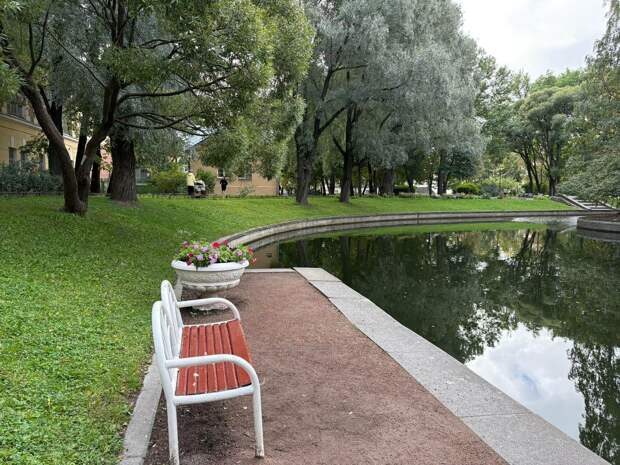 В Павловске за 19 млн благоустроят заброшенный сквер