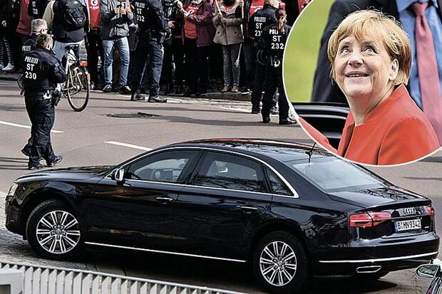 Audi A8 L Меркель выдерживает пулеметный обстрел патронами калибра 7,62 и взрыв гранаты под днищем.