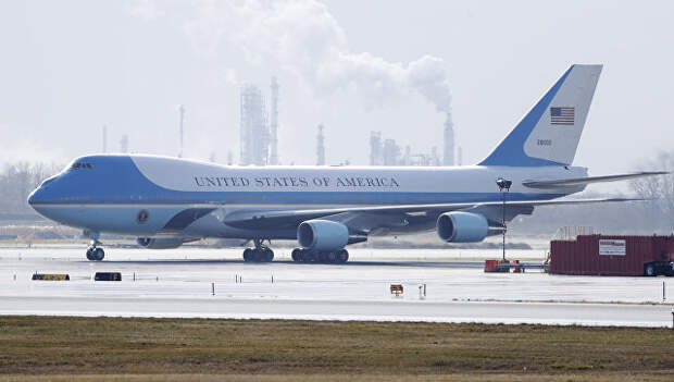 Самолет Boeing-747 президента США Дональда Трампа (Air Force One). Архивное фото Самолет Boeing-747 президента США Дональда Трампа (Air Force One). Архивное фото