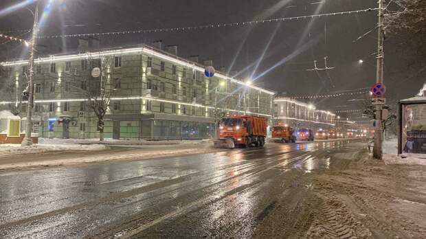 Мэрия рассказала об уборке Рязани от снега ночью 12 января 2026 года