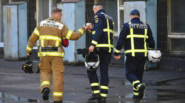 Пожар произошел на территории Морозовской детской больницы