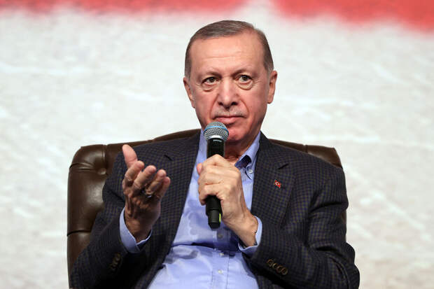 Эрдоган: Турция планирует стать постоянным членом ШОС