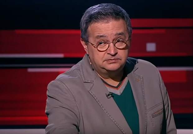 "И не надо злить Русского медведя!" - Солвоьев фактами "задавил" русского американца.