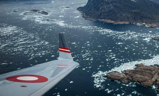 Датская пресса на карте раскрыла военные базы Дании в Гренландии и упрекнула США