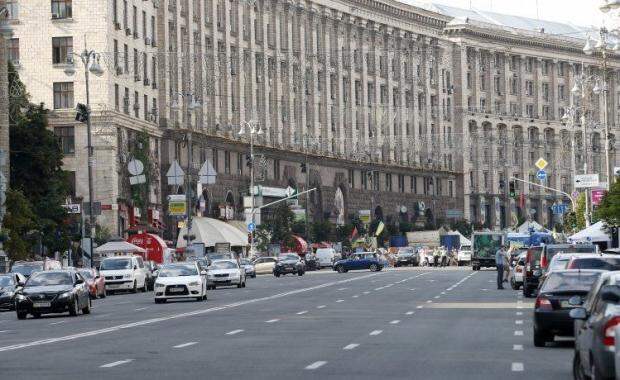 Картинки по запросу автомобильное движение в  Киеве