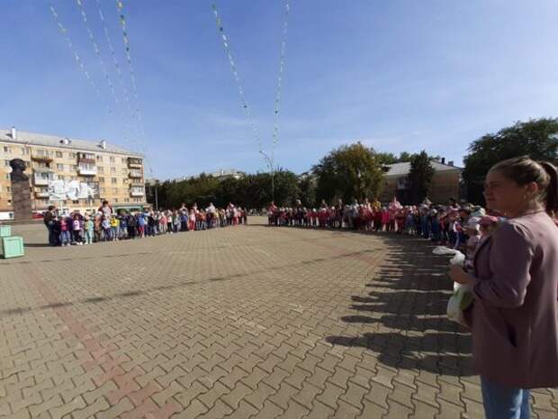 В Кировграде отметили День Государственного флага
