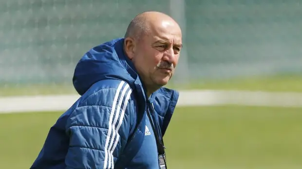 СЭ: Черчесов не получал предложений возглавить сборную Польши