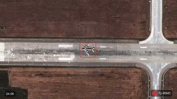 Покрышки на месте: опубликованы новые спутниковые снимки авиабазы стратегической авиации ВКС России