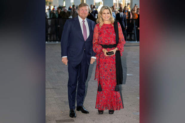 RTL Nieuws: королева Нидерландов Максима пройдет службу в качестве резервиста ВС