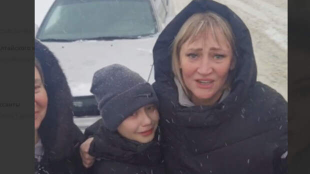 "Чудеса случаются". Коммунисток Клюшникову и Кербер выпустили из СИЗО в Алтайском крае