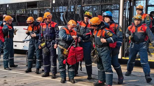 Спасатели провели экскурсию для детей с ограниченными возможностями в Дубне