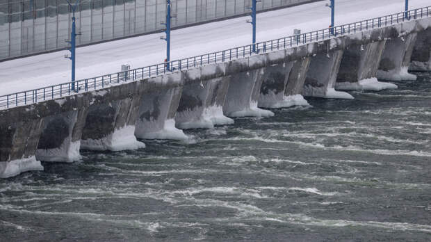 Сальдо: Украина открыла все шлюзы на ДнепроГЭС для массового сброса воды
