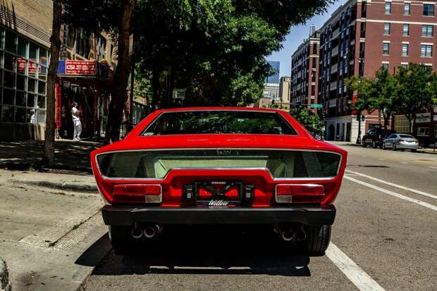 Африканский ураган Maserati Khamsin с тремя вариантами задней части