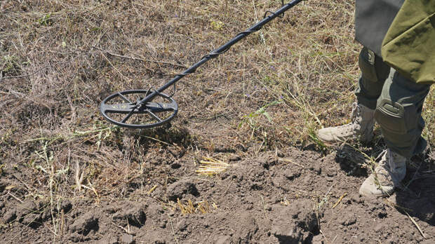 Украинские боевики маскируют мины под конфеты и энергетики
