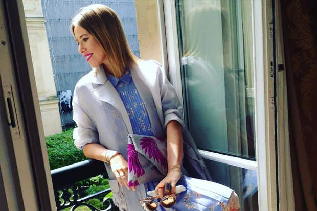 Ксения Собчак устроила разнос сервису фешенебельного отеля в Париже