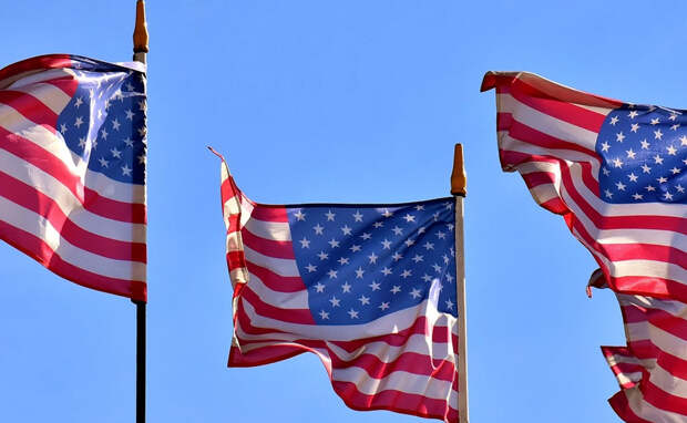 Раскрыты подробности отношения Генри Киссинджера к Джеффри Эпштейну