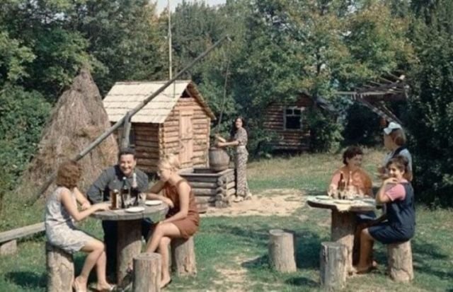 Позитивные фотографии из советского прошлого (25 фото) Позитивные фотографии из советского прошлого (25 фото)