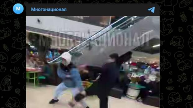 Дерзкий и трусливый: подросток-мигрант мямлит в полиции после угроз "потушить" прохожих