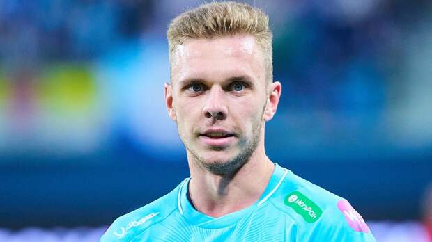 «Зенит» может продать Глушенкова, «Спартак» нашел нового тренера. Трансферные слухи дня