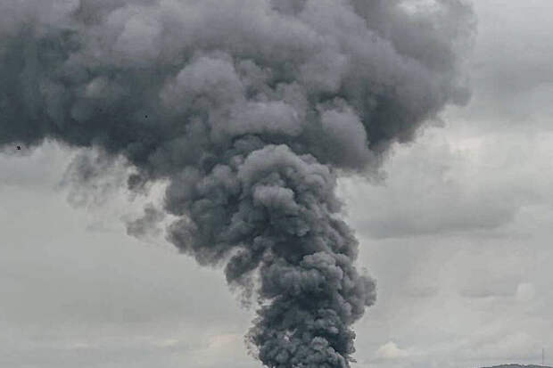 SHOT: серия взрывов прозвучала над Орлом