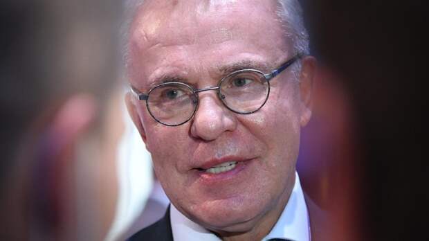 Фетисов — о внесении Инфантино в базу «Миротворца»: он не обратит никакого внимания