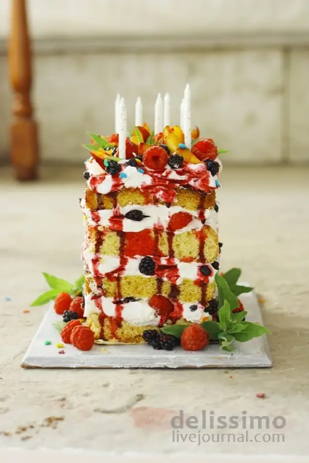 Торт с черникой , ежевикой и малиной / Blueberry, raspberry and blackberry cake