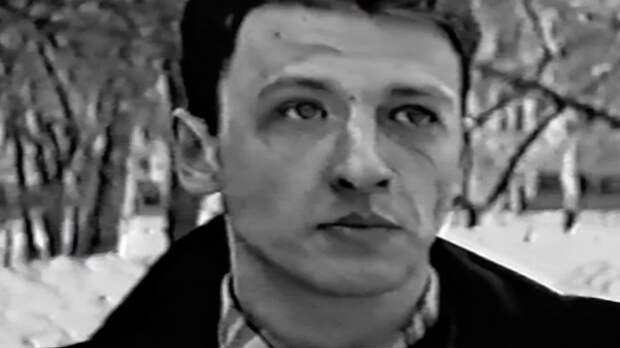 Адвокат: Театр на Таганке не связывался с семьей Рыжего из-за спора о спектакле