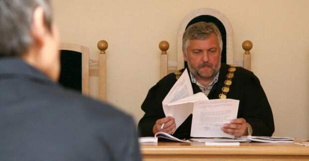 Жителя Риги приговорили к 20 годам строгого режима за оскорбление ветерана СС*